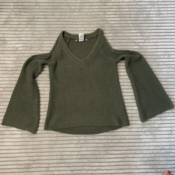 American Rag Open Shoulder Sweater - Picture 3 of 7